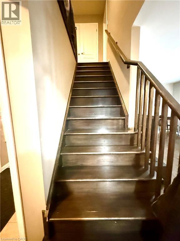 183 Chase Crescent, Cambridge, ON - Indoor Photo Showing Other Room