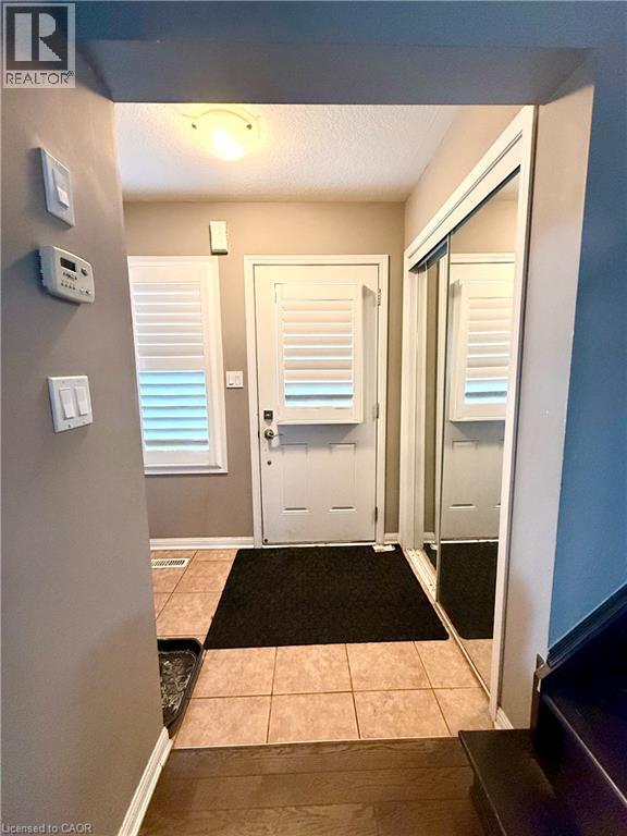 183 Chase Crescent, Cambridge, ON - Indoor Photo Showing Other Room