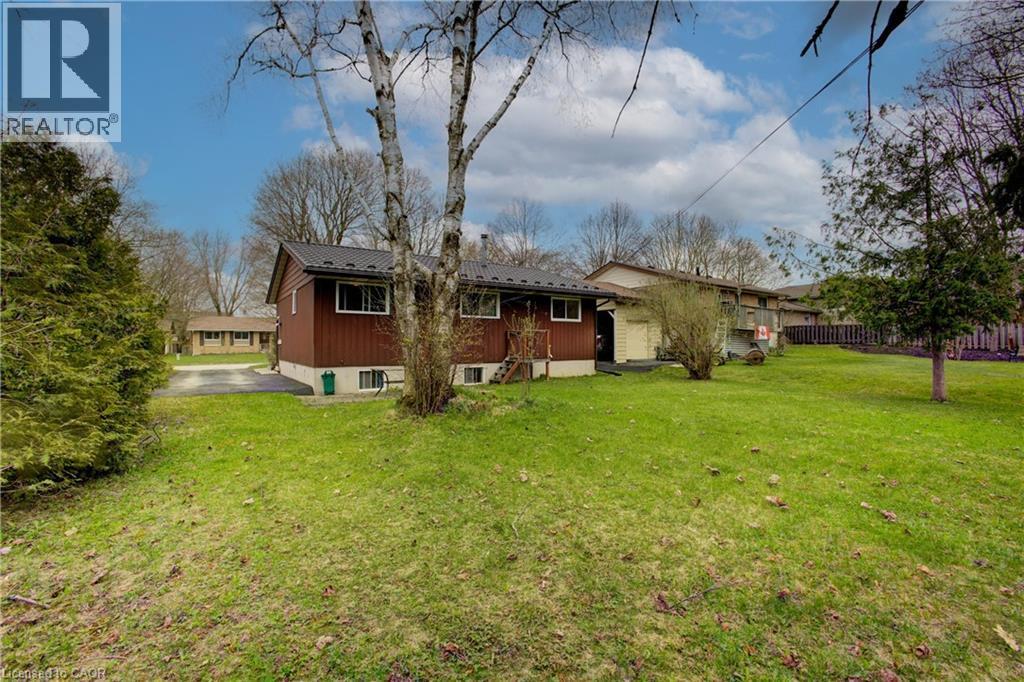 271 Forest Glen Crescent, Mount Forest, ON - Outdoor