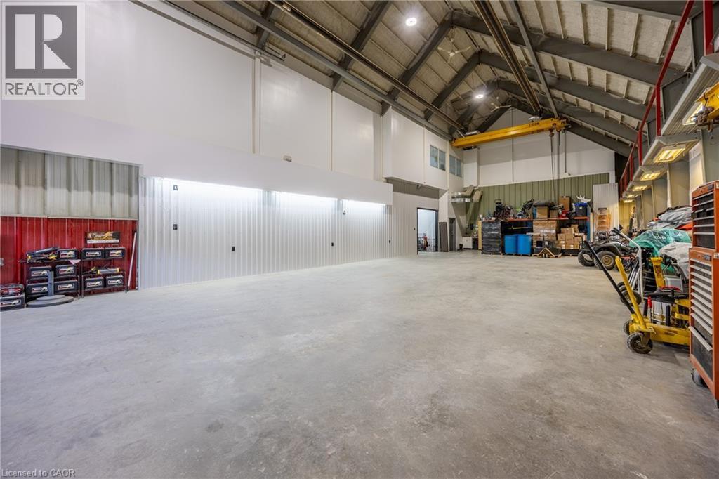 15 Jaylin Crescent, Port Dover, ON - Indoor Photo Showing Garage