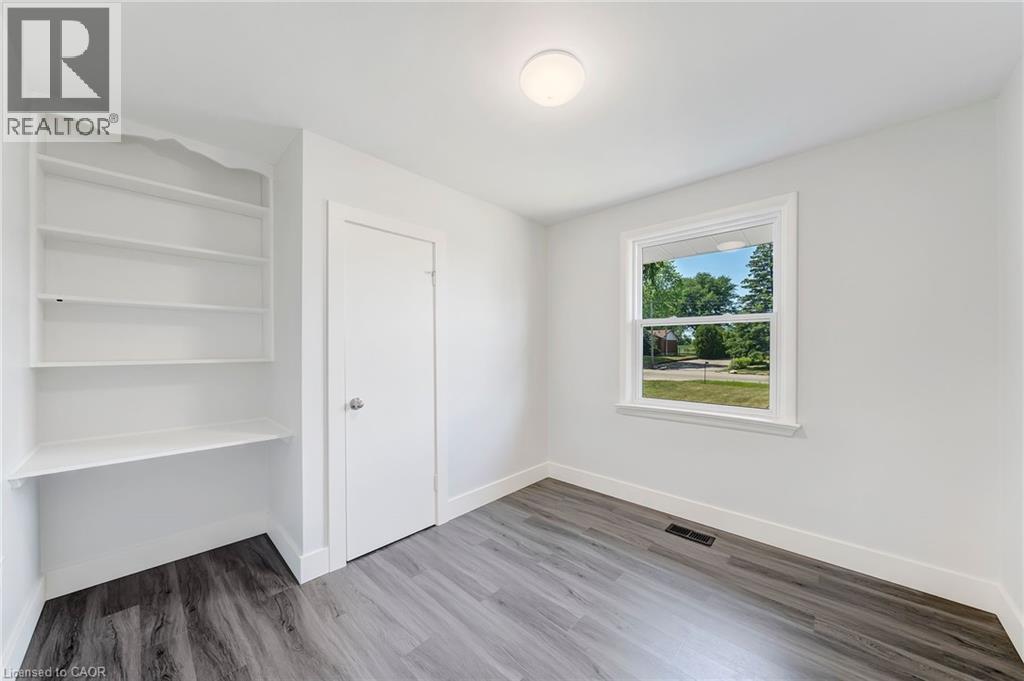 167 Miles Road, Hamilton, ON - Indoor Photo Showing Other Room