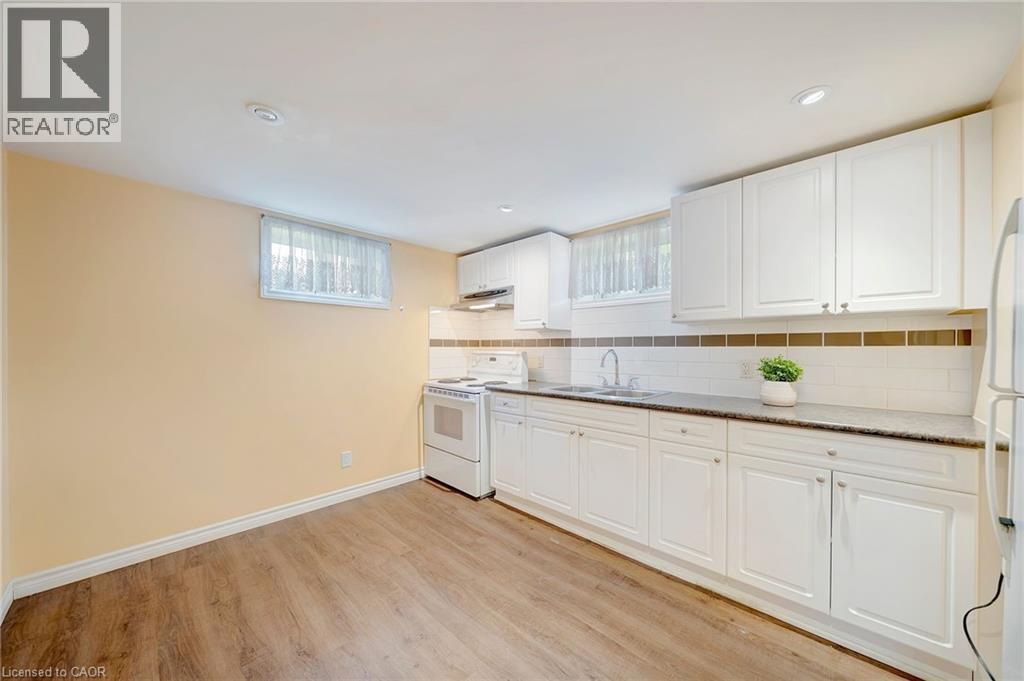 167 Miles Road, Hamilton, ON - Indoor Photo Showing Kitchen