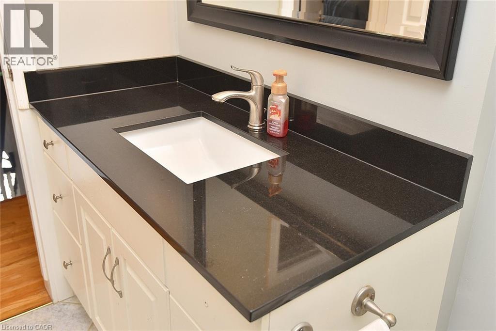 65 Rolston Drive, Hamilton, ON - Indoor