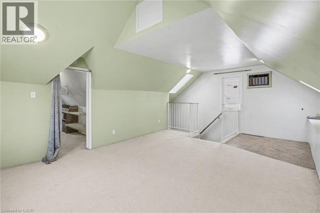 218 Weber Street E, Kitchener, ON - Indoor