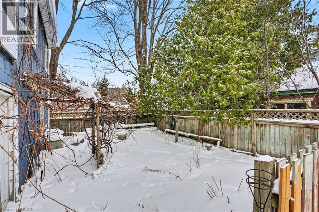 218 Weber Street E, Kitchener, ON - Outdoor