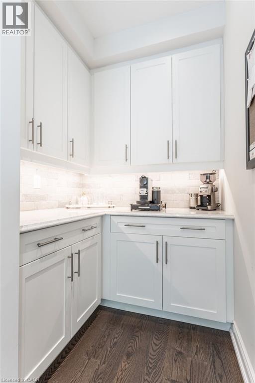 64 Elysian Fields Circle, Brampton, ON - Indoor Photo Showing Kitchen