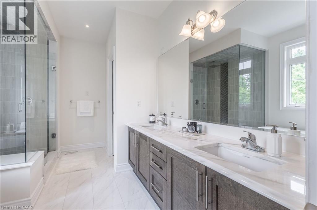 64 Elysian Fields Circle, Brampton, ON - Indoor Photo Showing Bathroom