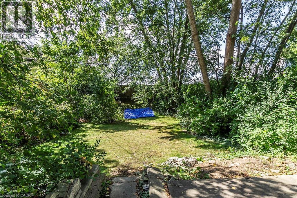 133 Albert Street, Waterloo, ON - Outdoor