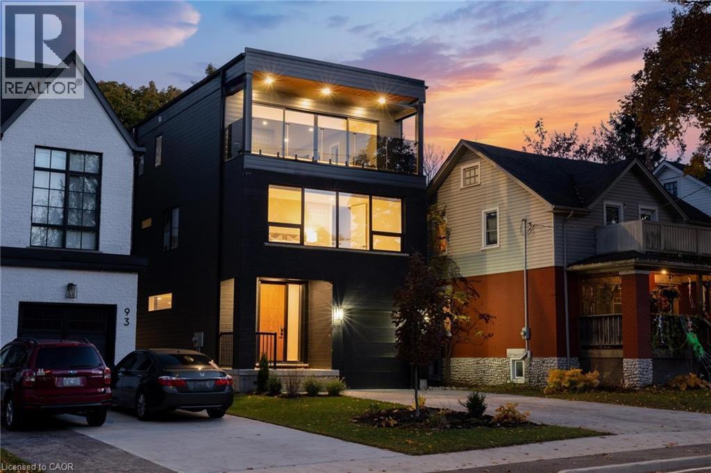 95 William Street W, Waterloo, ON - Outdoor With Balcony