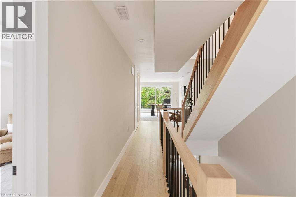 95 William Street W, Waterloo, ON - Indoor Photo Showing Other Room