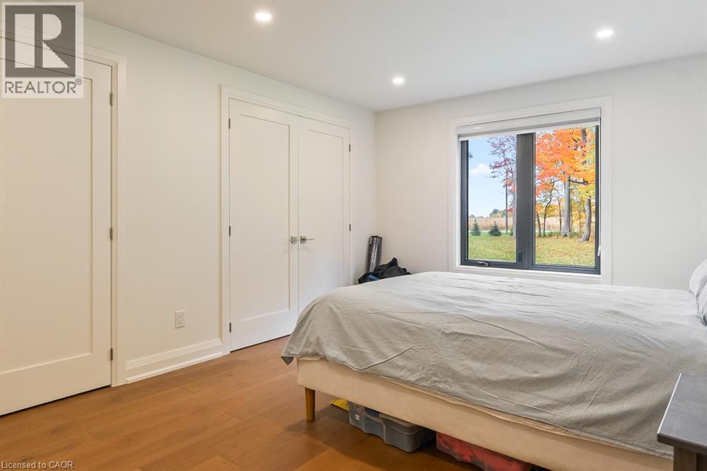 Bungalow - 5665 Milburough Line, Burlington, ON