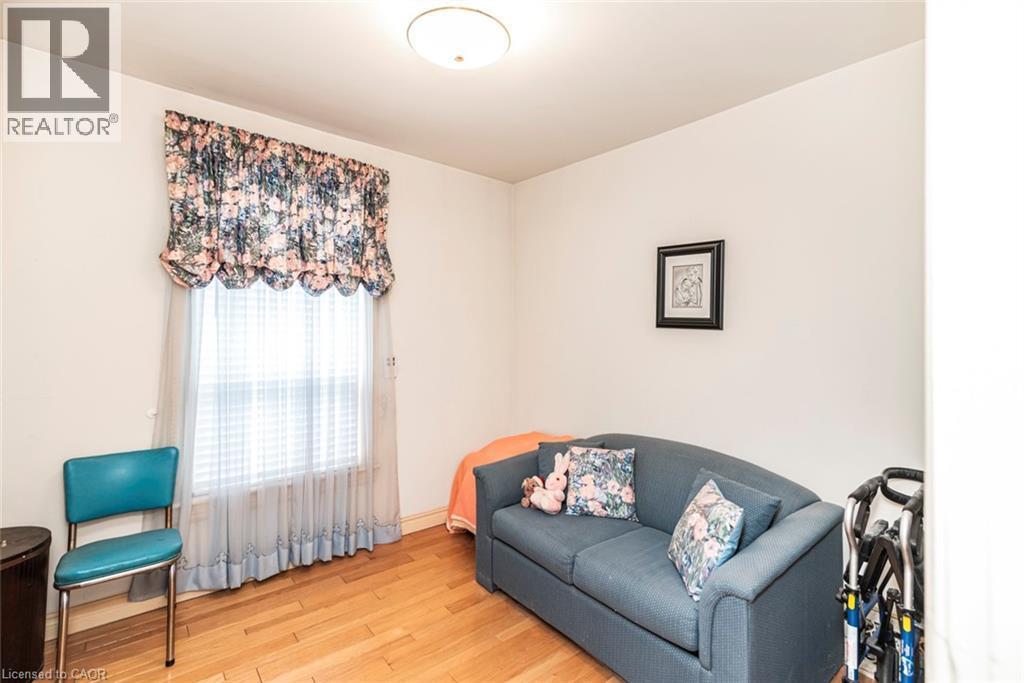 538 Hughson Street N, Hamilton, ON - Indoor