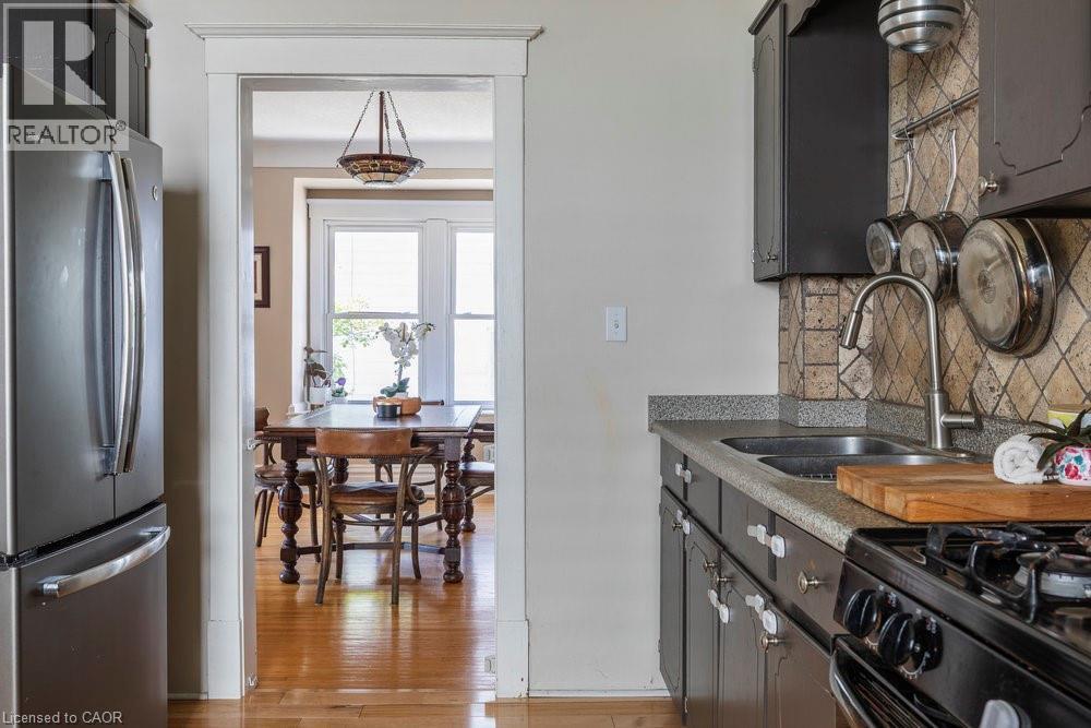 65 Banff Street, Caledonia, ON - Indoor Photo Showing Kitchen