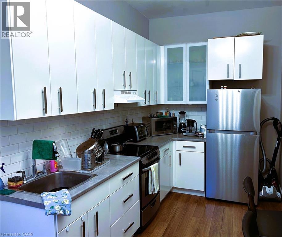 175 John Street S, Hamilton, ON