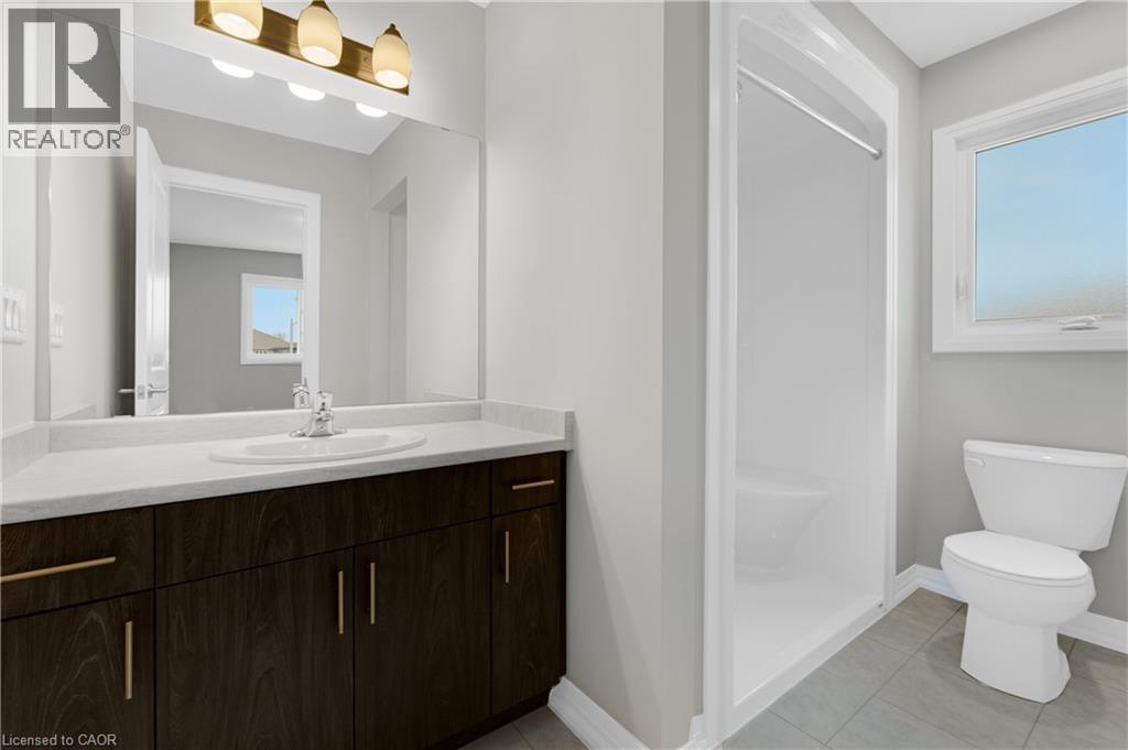 778 Bradford Avenue, Fort Erie, ON - Indoor Photo Showing Bathroom