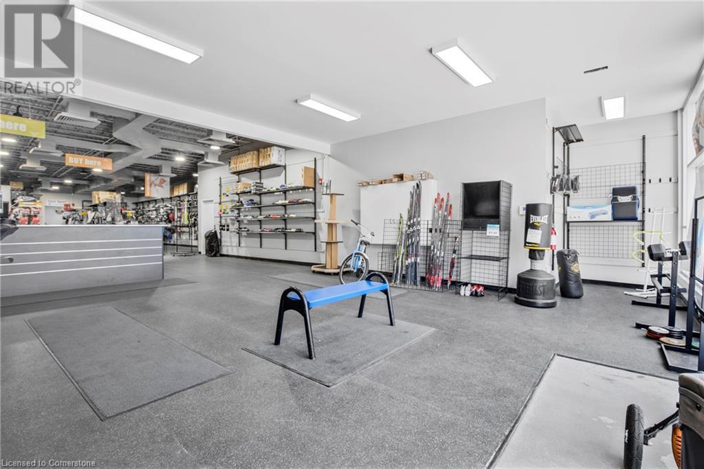 View of garage - 622 Upper James Street, Hamilton, ON