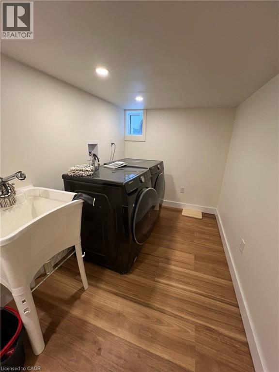 16 Park Street, Kitchener, ON - Indoor