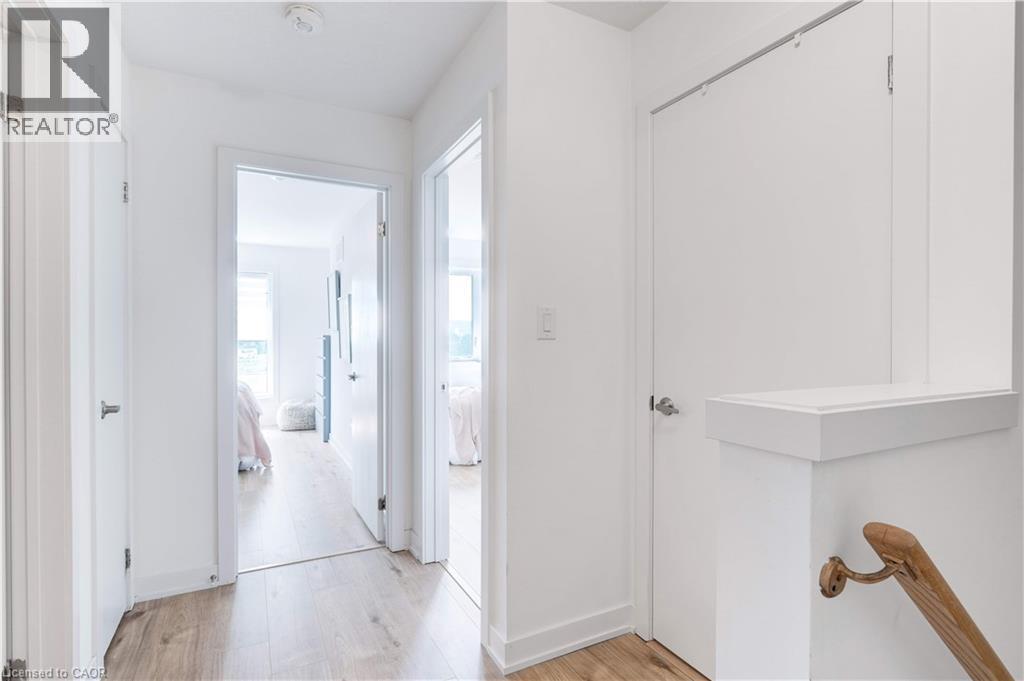 590 North Service Road Unit# 46, Hamilton, ON - Indoor Photo Showing Other Room