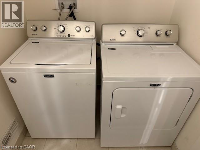 58 Heming Trail, Ancaster, ON - Indoor Photo Showing Laundry Room
