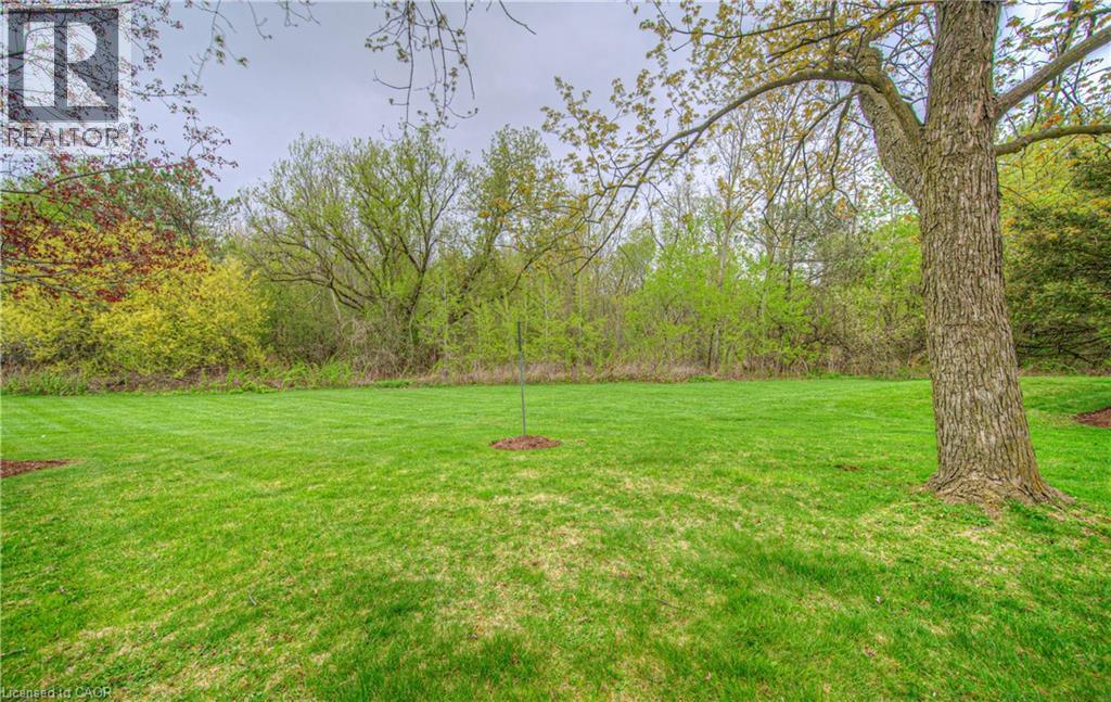 400 Champlain Boulevard Unit# 406, Cambridge, ON - Outdoor