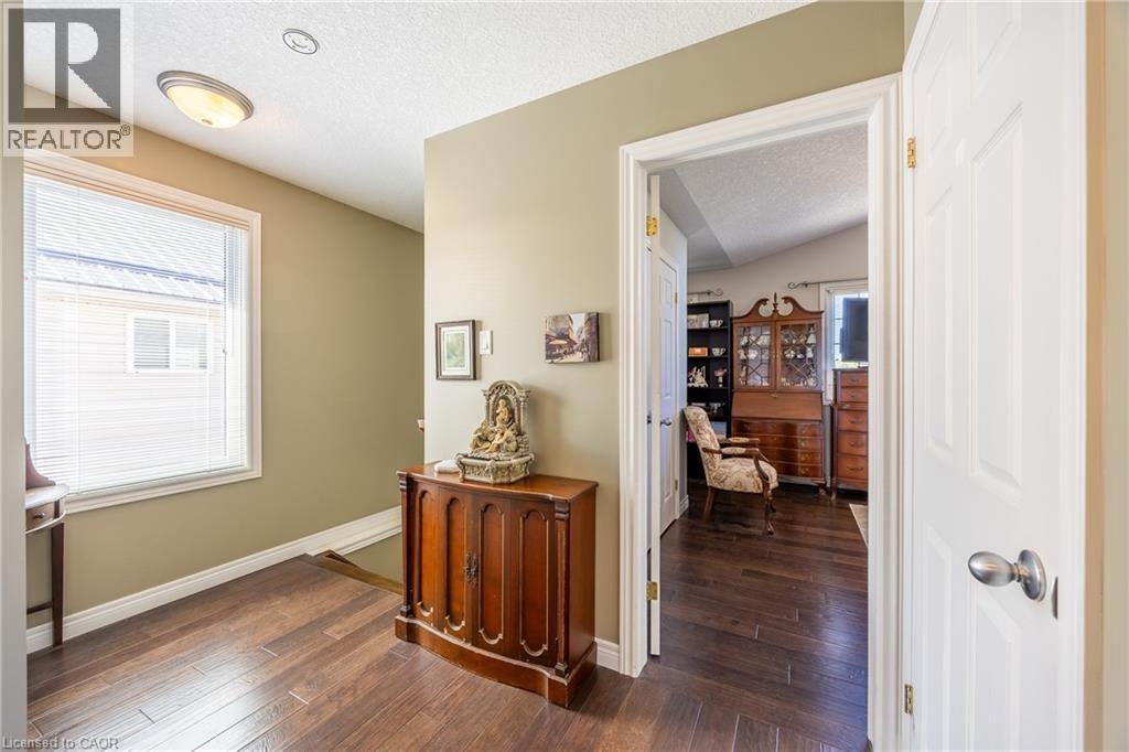 66 Yarmouth Drive, London, ON - Indoor Photo Showing Other Room