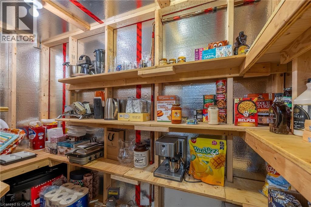 66 Yarmouth Drive, London, ON - Indoor Photo Showing Other Room