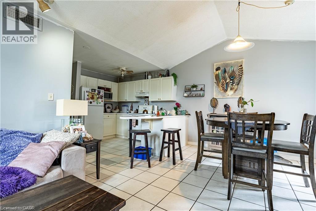 10 Main Street, Mississauga, ON