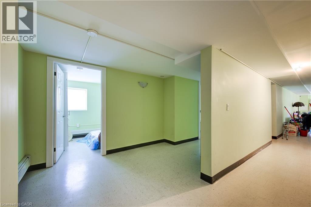 5 Front Street, London, ON - Indoor