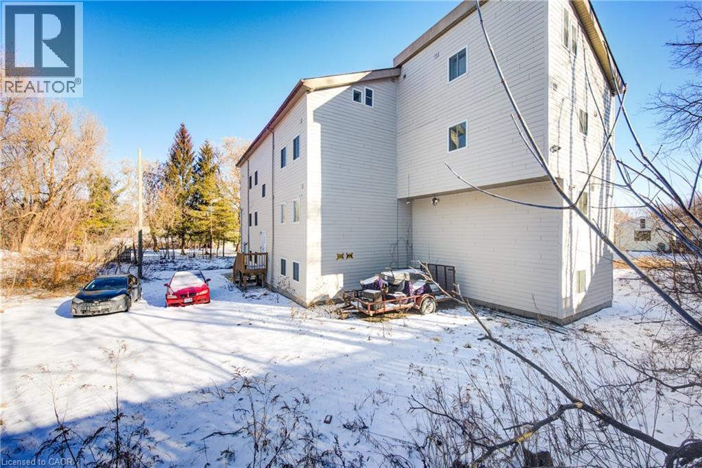 5 Front Street, London, ON - Outdoor