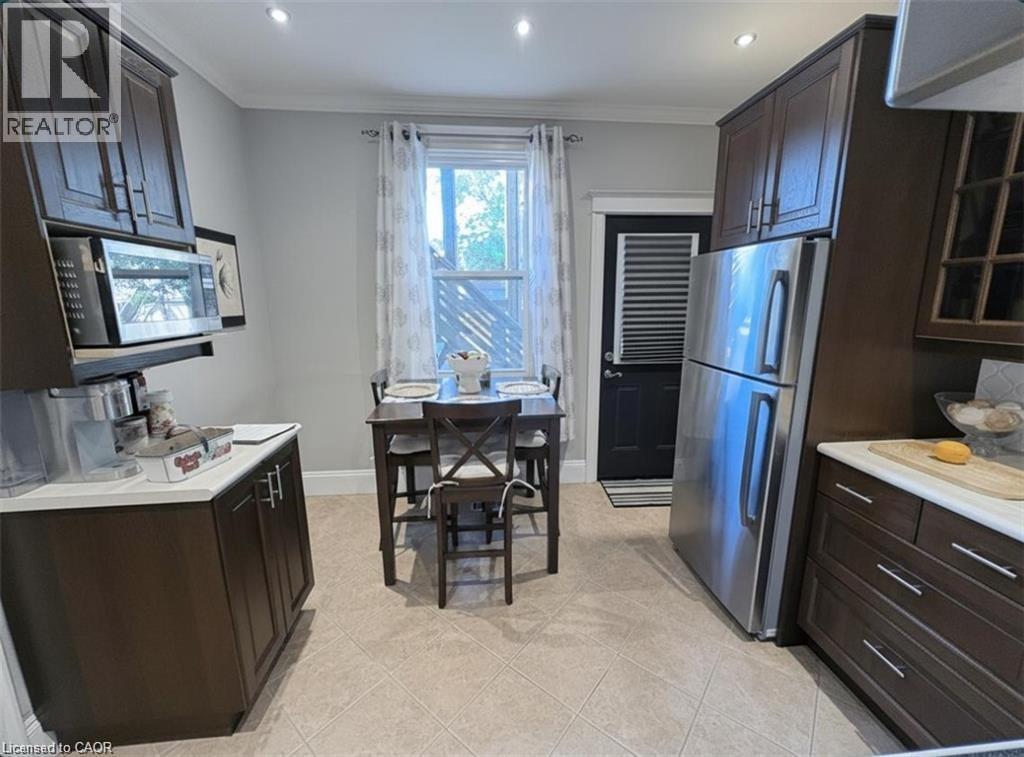 691 Wilson Street, Hamilton, ON - Indoor Photo Showing Other Room