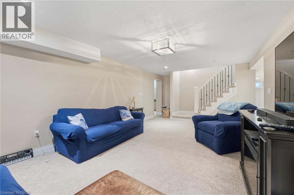 855 Avenue Road, Cambridge, ON - Indoor