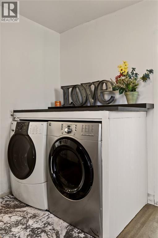 163 Hope Avenue, Hamilton, ON - Indoor Photo Showing Laundry Room