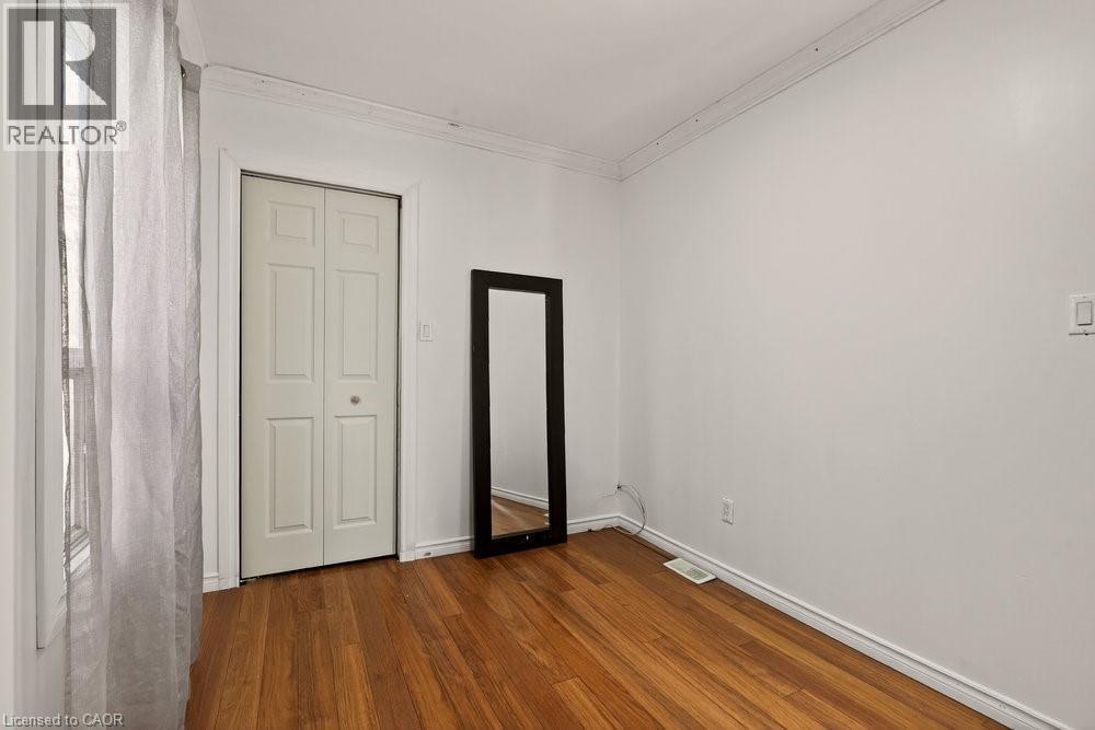 163 Hope Avenue, Hamilton, ON - Indoor Photo Showing Other Room