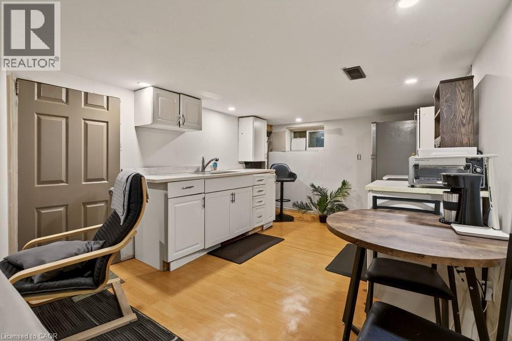 163 Hope Avenue, Hamilton, ON - Indoor