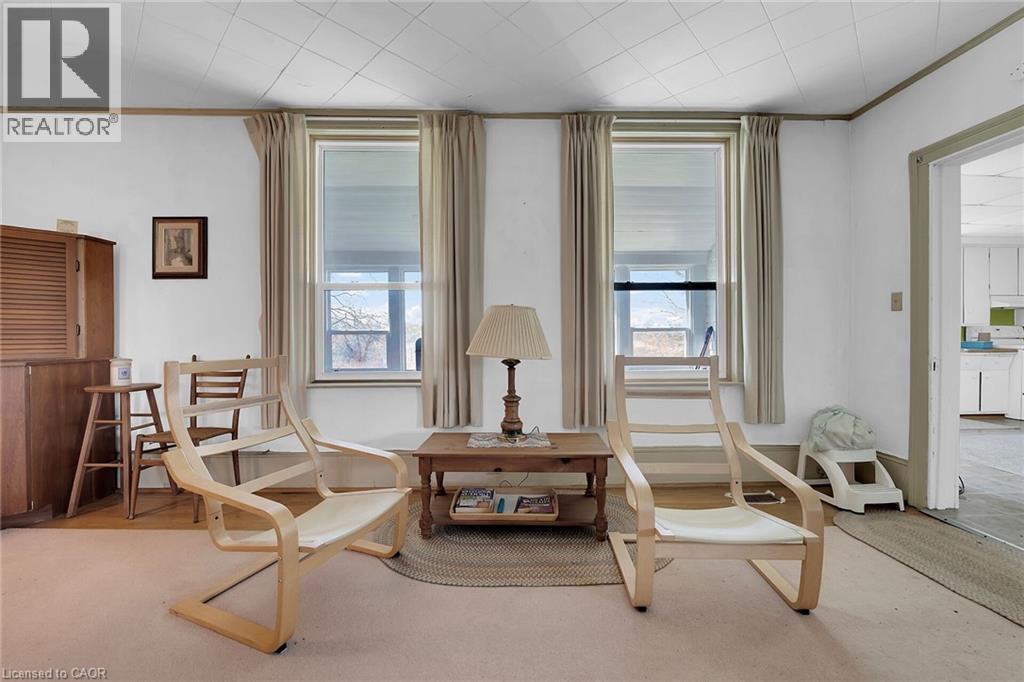 521 Baptist Church Road, Brantford, ON - Indoor