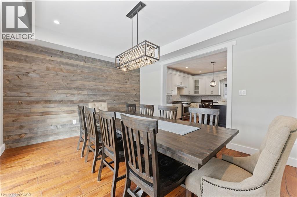 2210 Highway 54, Caledonia, ON - Indoor Photo Showing Dining Room