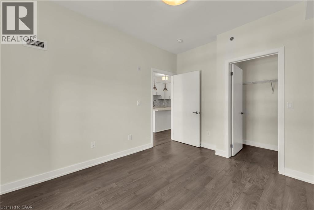 2486 Old Bronte Road Unit# 520, Oakville, ON - Indoor Photo Showing Other Room