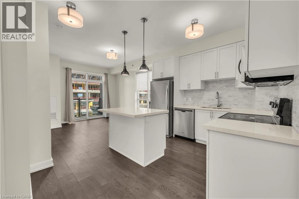 2486 Old Bronte Road Unit# 520, Oakville, ON - Indoor Photo Showing Kitchen With Stainless Steel Kitchen With Upgraded Kitchen