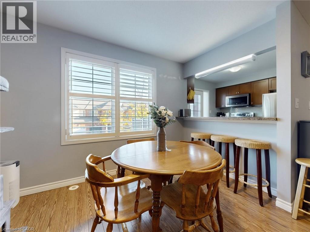 597 Speyer Circle, Milton, ON - Indoor Photo Showing Dining Room