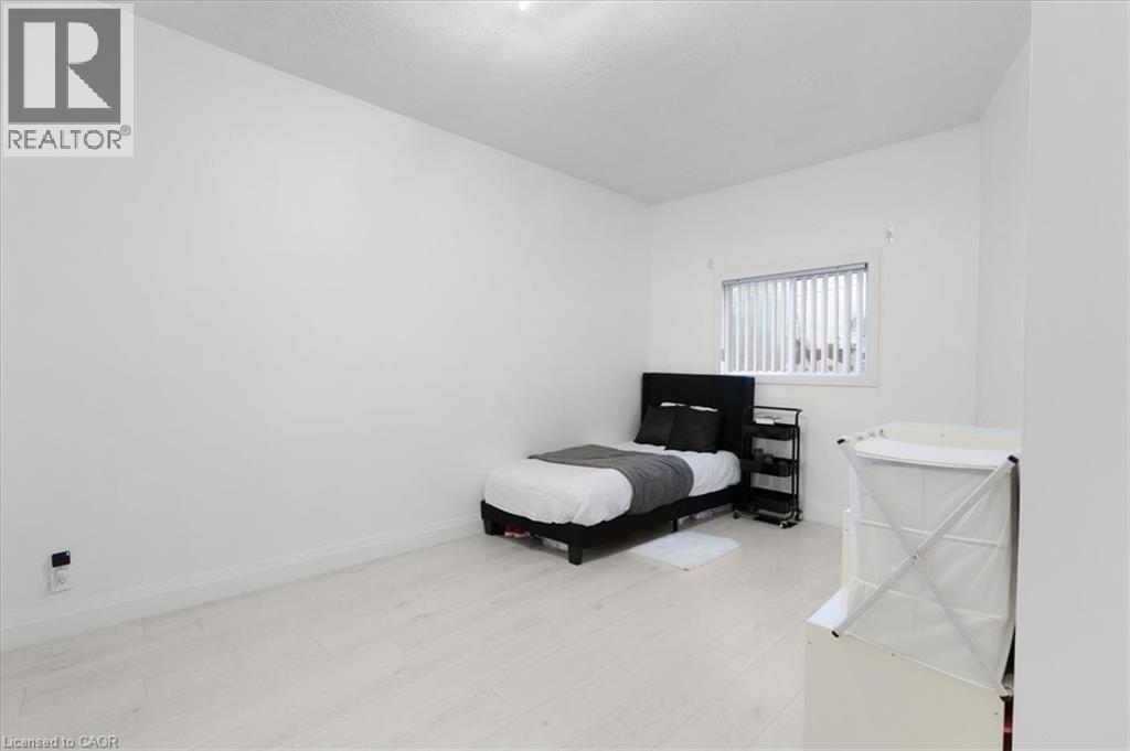 39 Division Street, Hamilton, ON - Indoor