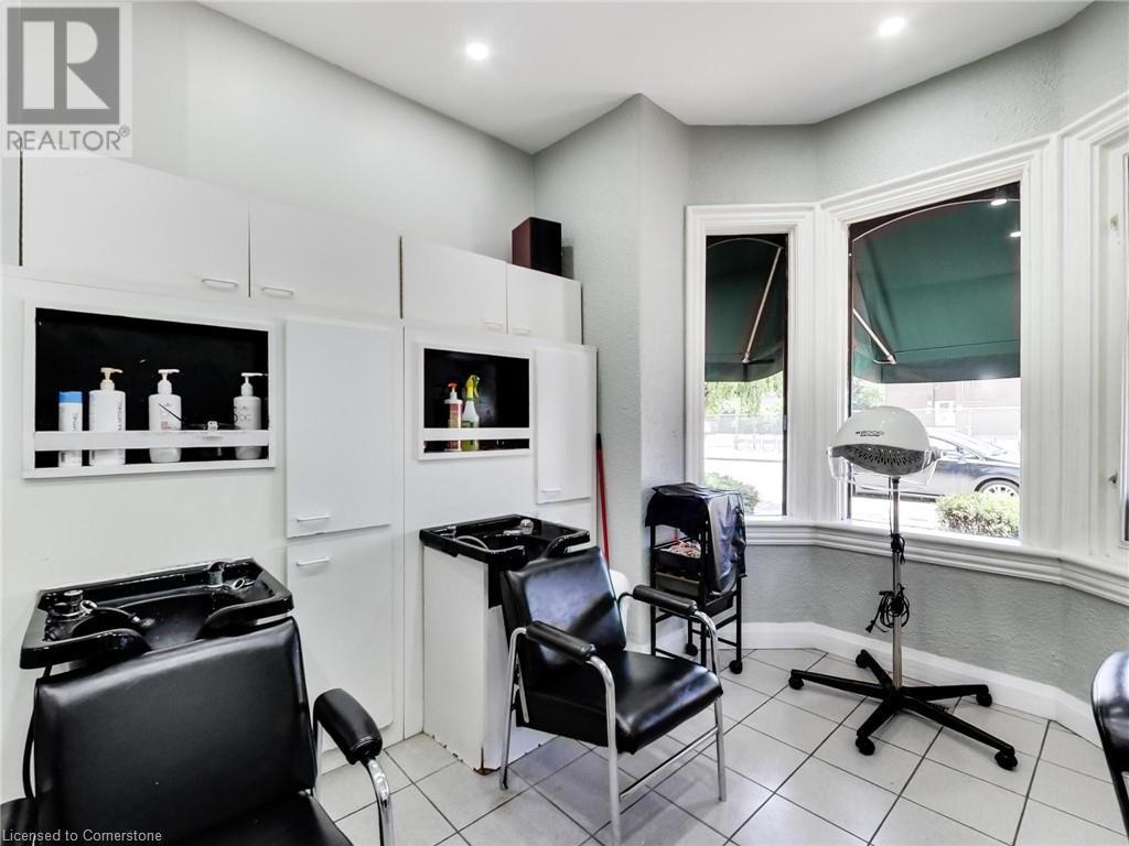 51 Augusta Street, Hamilton, ON - Indoor