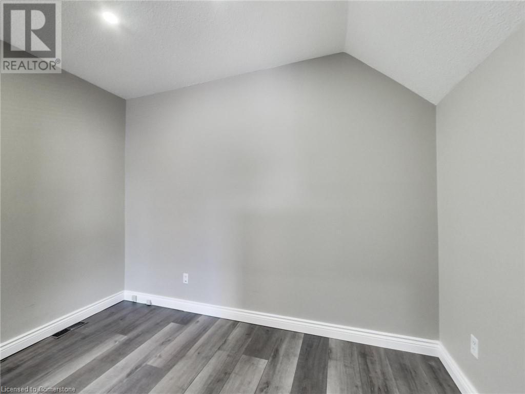 51 Augusta Street, Hamilton, ON - Indoor Photo Showing Other Room