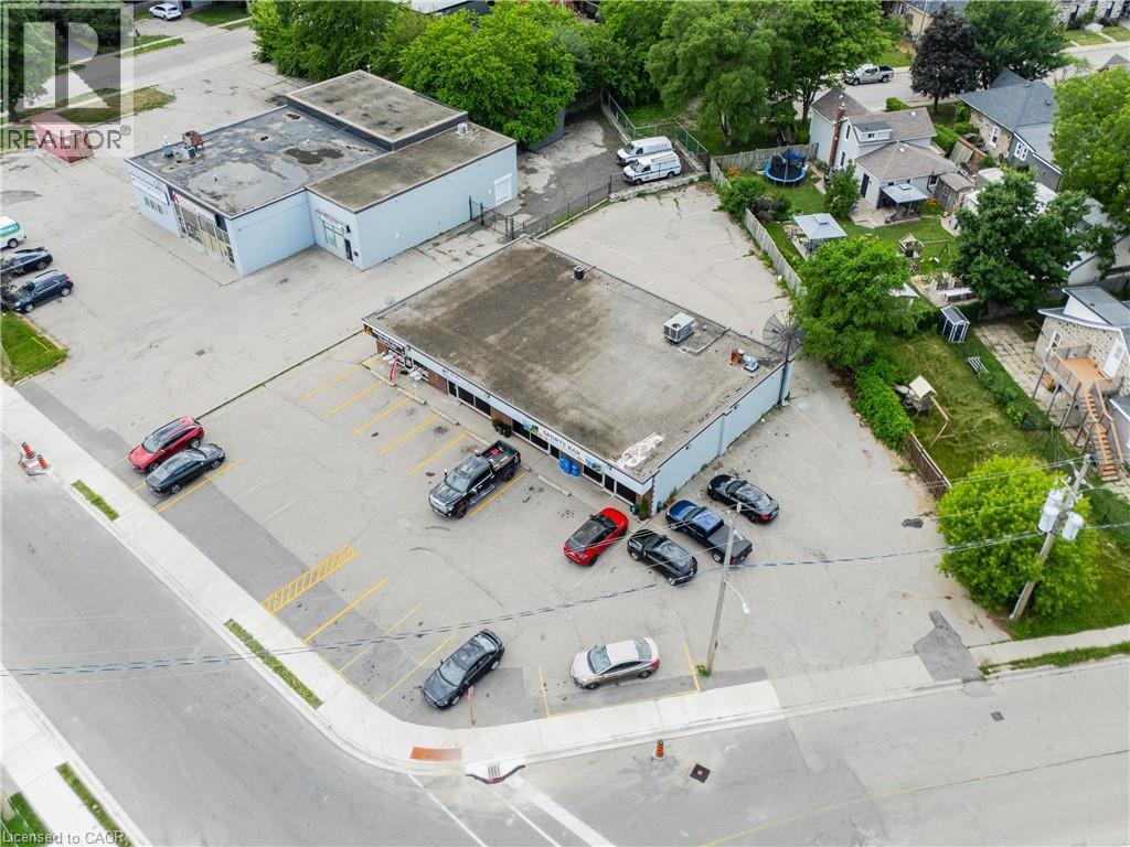 8 Oxford Street, Cambridge, ON