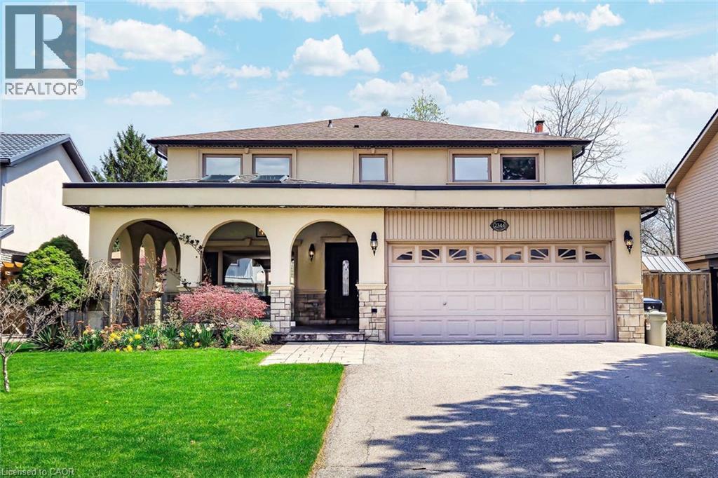 2344 Kenbarb Road, Mississauga, ON - Outdoor With Facade