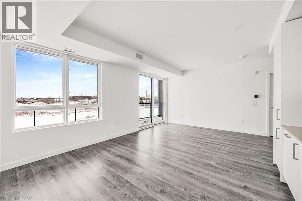 7549A Kalar Road Unit# 301, Niagara Falls, ON - Indoor Photo Showing Other Room