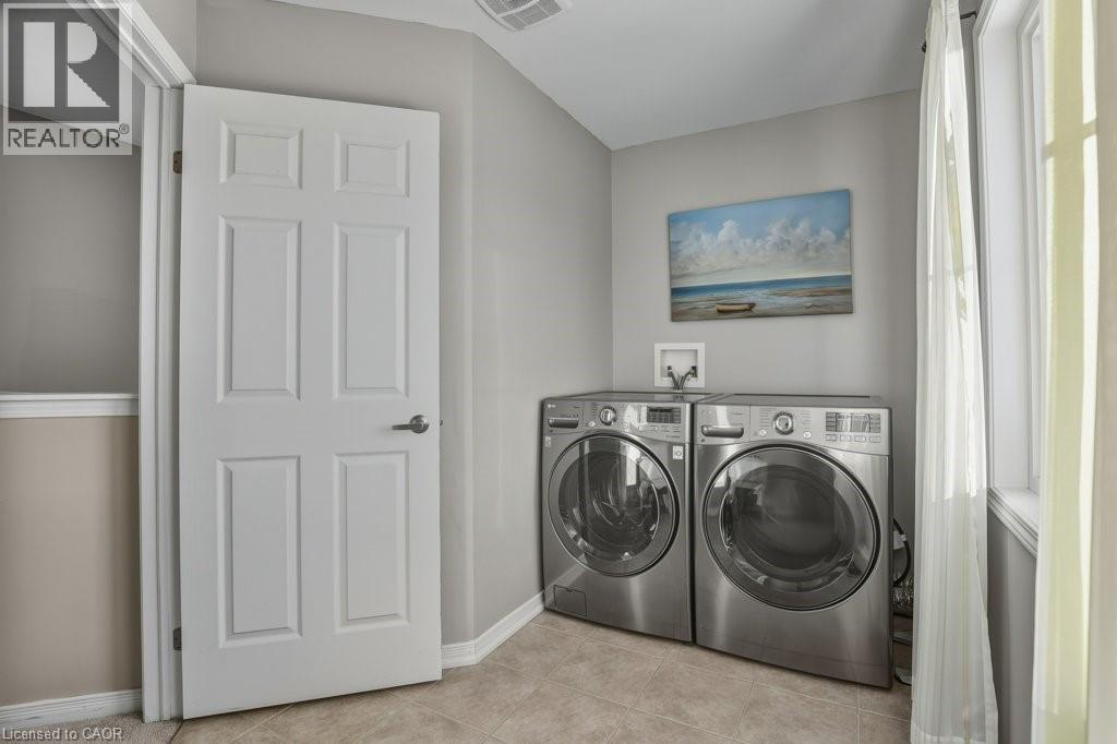 286 Apple Hill Crescent, Kitchener, ON - Indoor Photo Showing Laundry Room