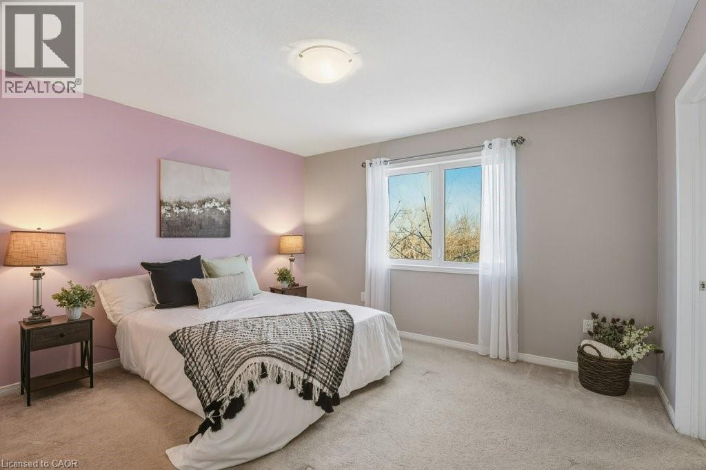 286 Apple Hill Crescent, Kitchener, ON - Indoor Photo Showing Bedroom