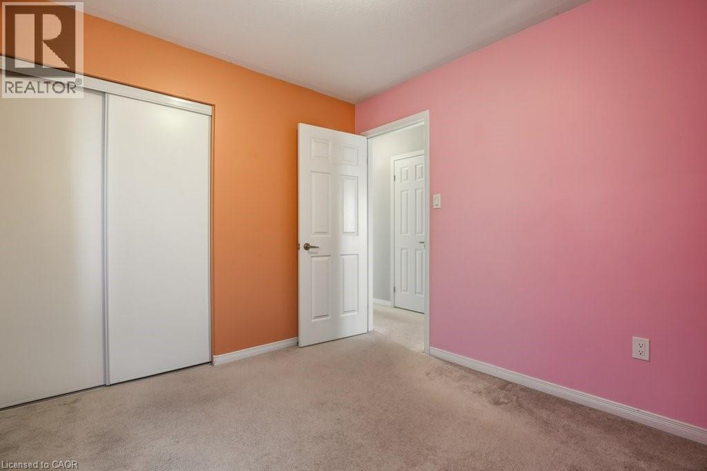286 Apple Hill Crescent, Kitchener, ON - Indoor Photo Showing Other Room