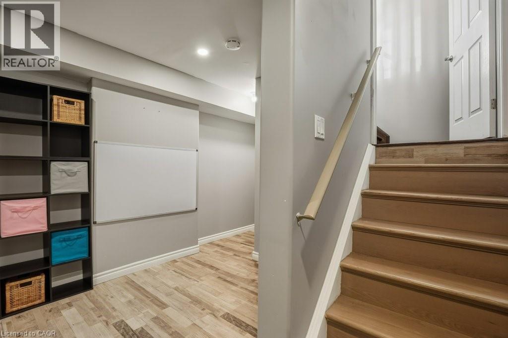 286 Apple Hill Crescent, Kitchener, ON - Indoor Photo Showing Other Room