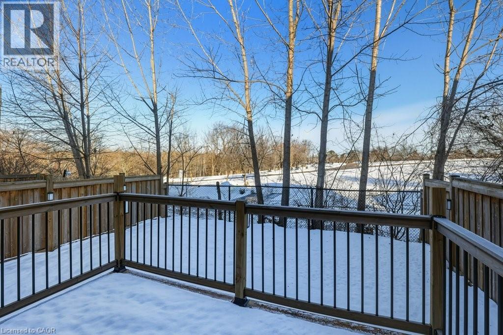 286 Apple Hill Crescent, Kitchener, ON - Outdoor With Deck Patio Veranda